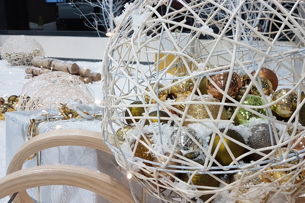 Création de décors de noël pour les entreprises